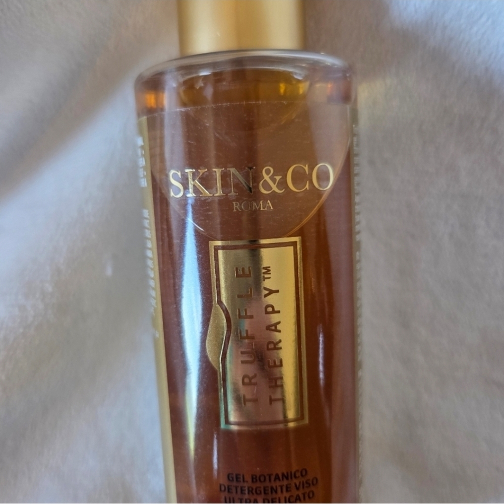 SKIN & CO Roma Truffle Therapy Morning Dew Gel New Facial Cleanser - Picture 3 of 7